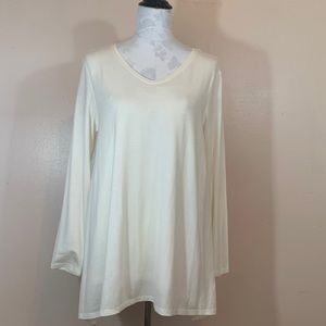 Chico’s Cream Ultimate Tee Basic Knit Tunic